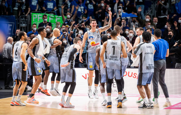 冷门背后的 冷门背后的